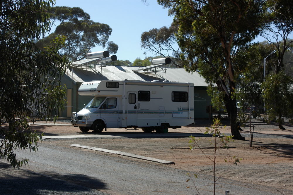 Acclaim Gateway Caravan Park Dundas Exteriör bild
